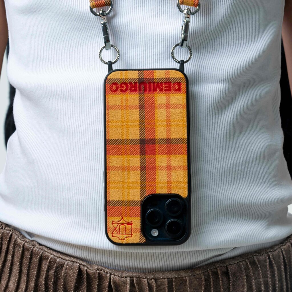 iPhone 14 Series - Leather Tartan Cover - immagine 6